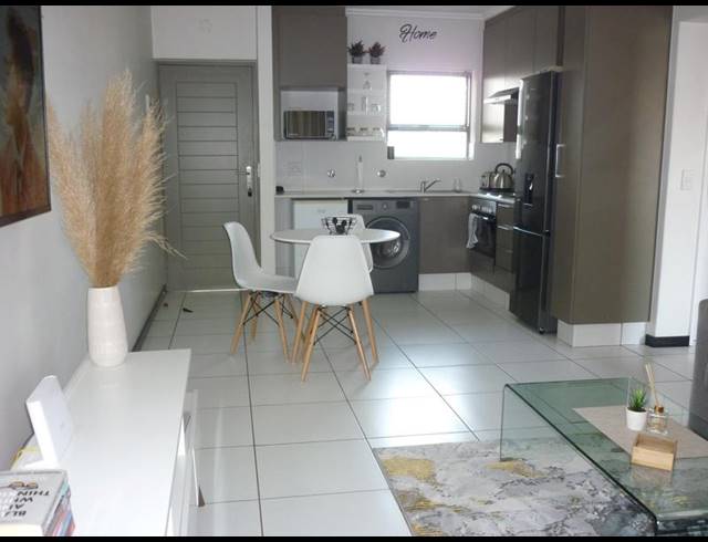 1 BEDROOM APARTMENT FOR SALE IN BARBEQUE DOWNS
